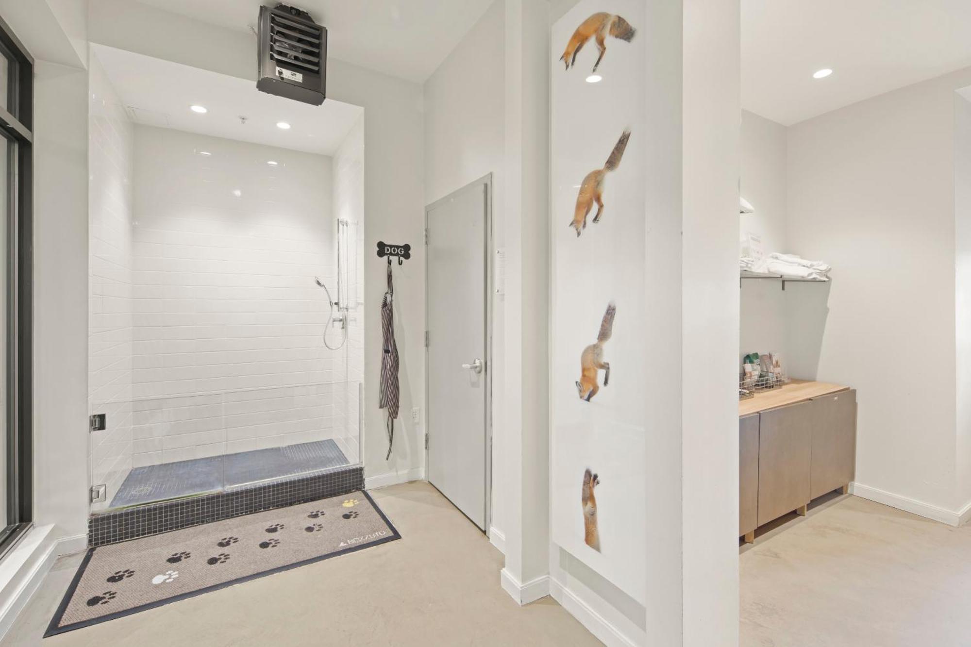 Global Luxury Suites At Reston Bagian luar foto