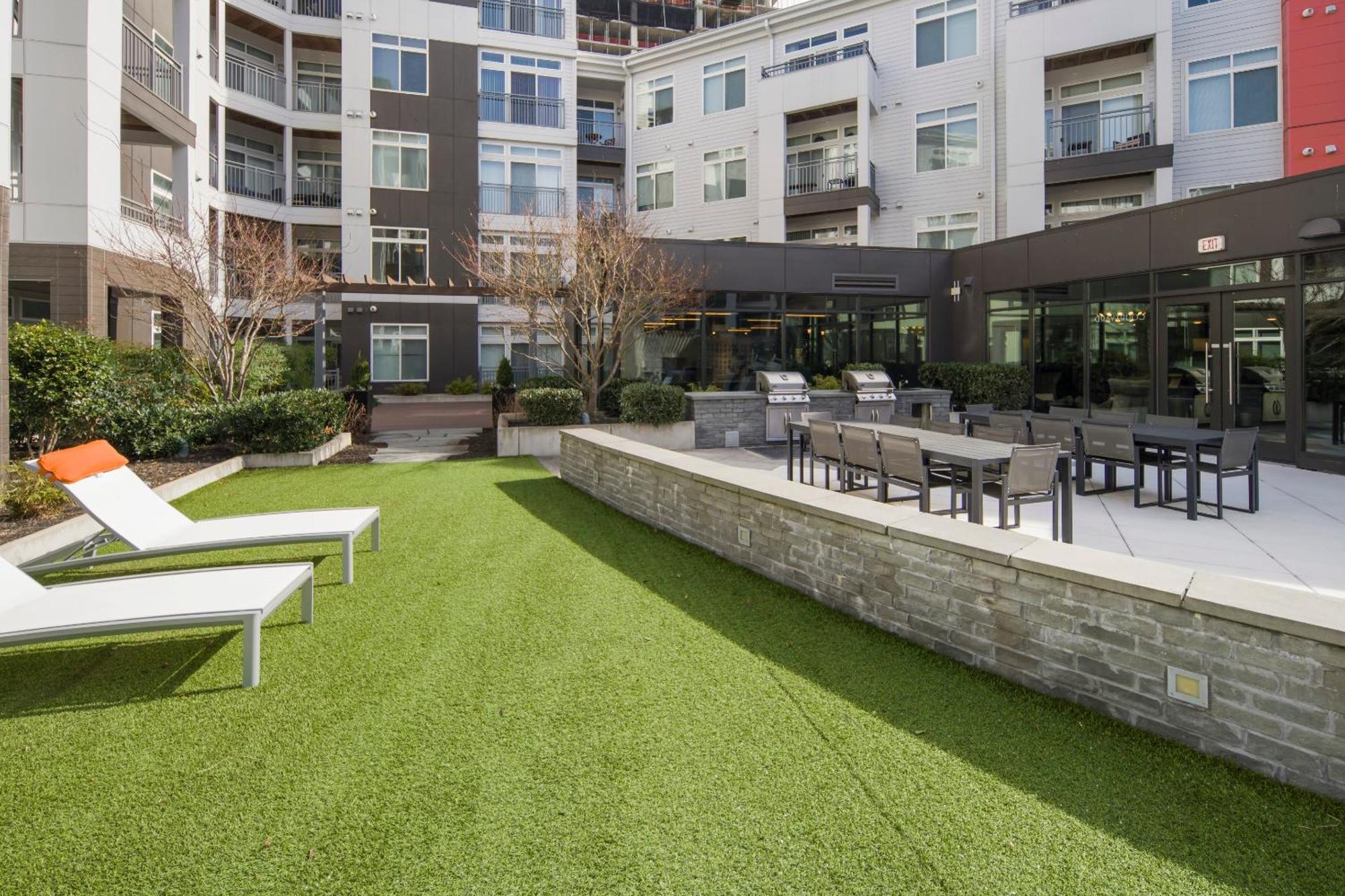 Global Luxury Suites At Reston Bagian luar foto