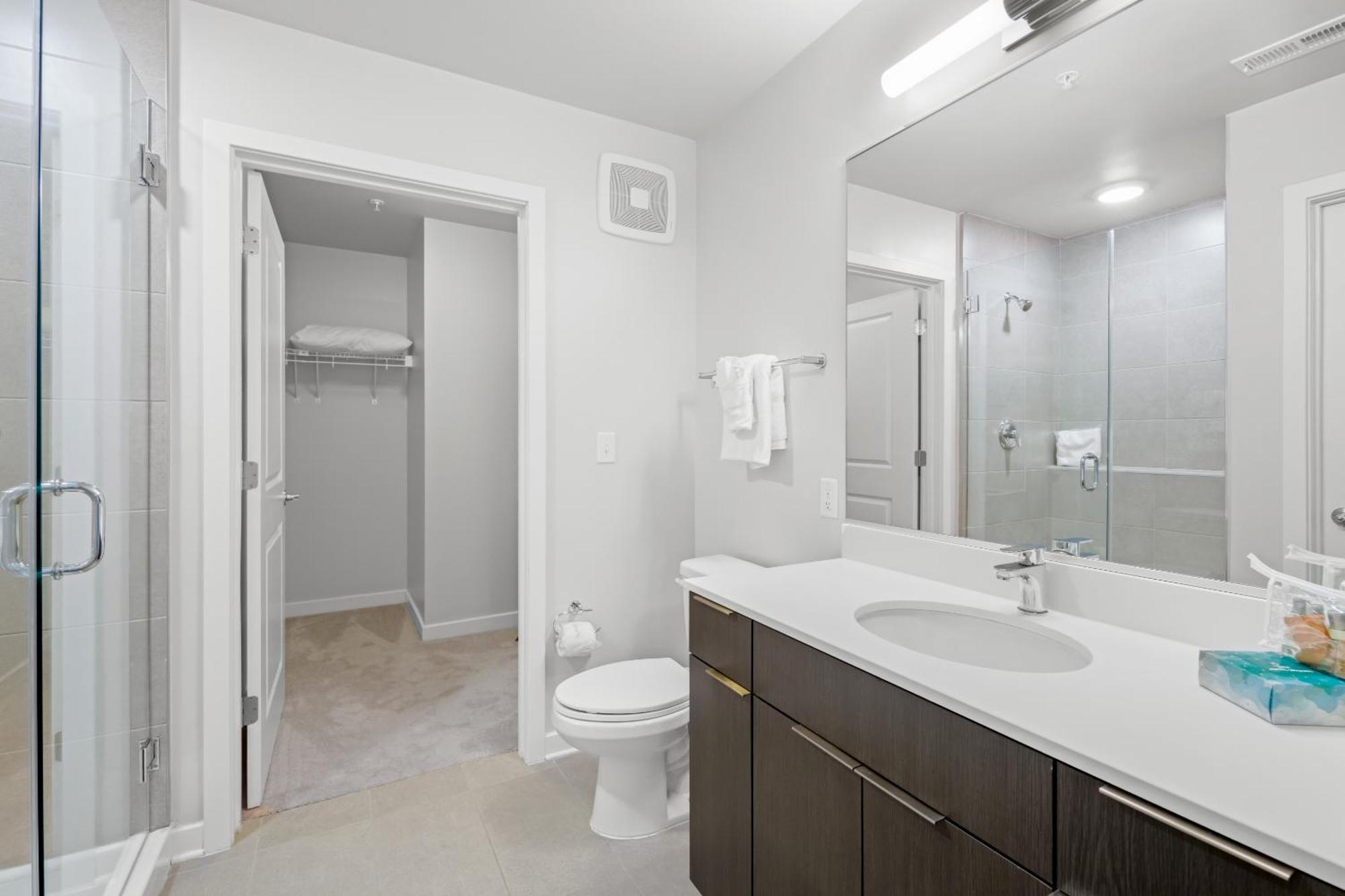 Global Luxury Suites At Reston Bagian luar foto